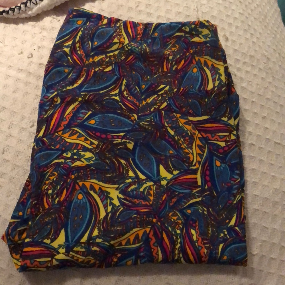 Bundle of LuLaRoe leggings TC